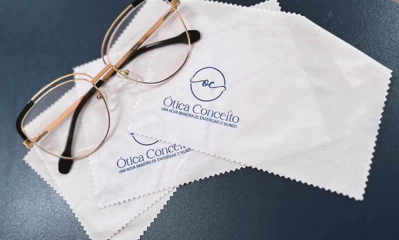Flanela para Óculos: O Acessório Indispensável que Fideliza e Promove sua Marca